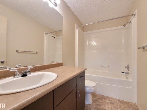 432 1180 Hyndman Road, Edmonton, AB - Indoor Photo Showing Bathroom