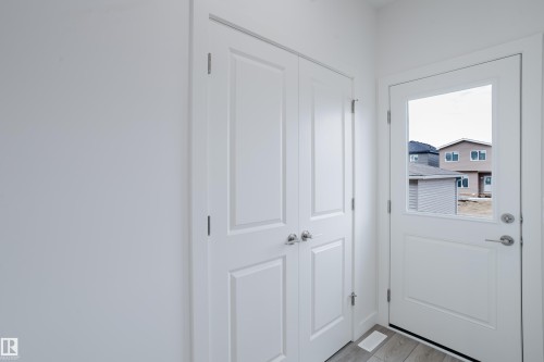 772 Mattson Drive, Edmonton, AB - Indoor Photo Showing Other Room