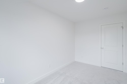 772 Mattson Drive, Edmonton, AB - Indoor Photo Showing Other Room