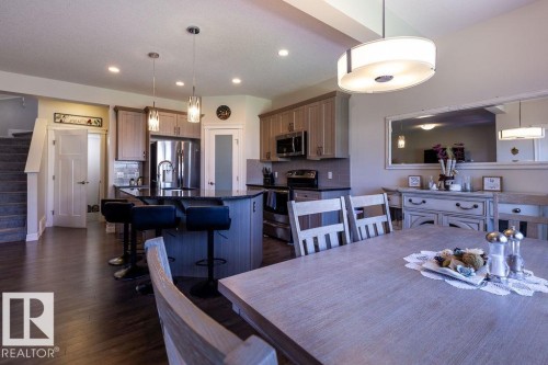 14207 138 Street Nw, Edmonton, AB - Indoor