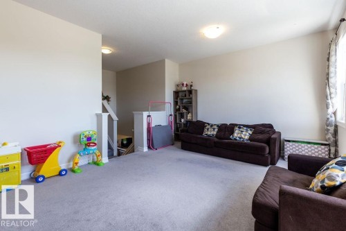 14207 138 Street Nw, Edmonton, AB - Indoor