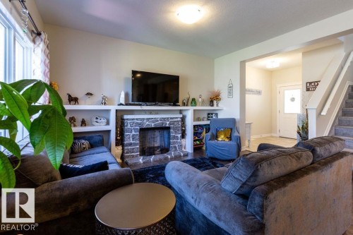 14207 138 Street Nw, Edmonton, AB - Indoor Photo Showing Living Room With Fireplace