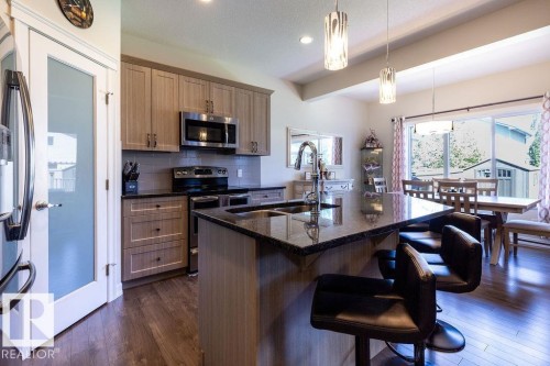14207 138 Street Nw, Edmonton, AB - Indoor Photo Showing Kitchen With Stainless Steel Kitchen With Upgraded Kitchen