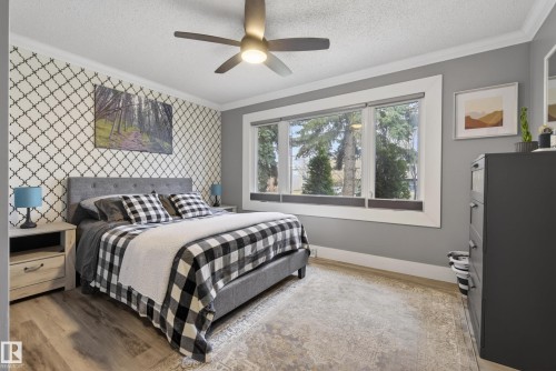 9344 63 Avenue, Edmonton, AB - Indoor Photo Showing Bedroom
