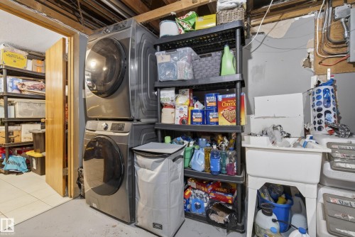 9344 63 Avenue, Edmonton, AB - Indoor Photo Showing Laundry Room