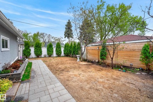 9344 63 Avenue, Edmonton, AB - Outdoor