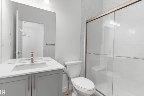 20615 43 Avenue, Edmonton, AB - Indoor Photo Showing Bathroom