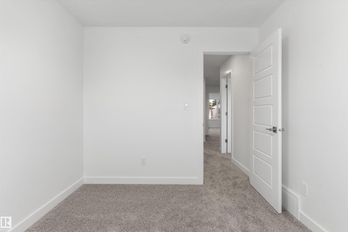 20615 43 Avenue, Edmonton, AB - Indoor Photo Showing Other Room