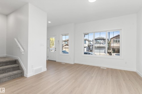 20615 43 Avenue, Edmonton, AB - Indoor Photo Showing Other Room