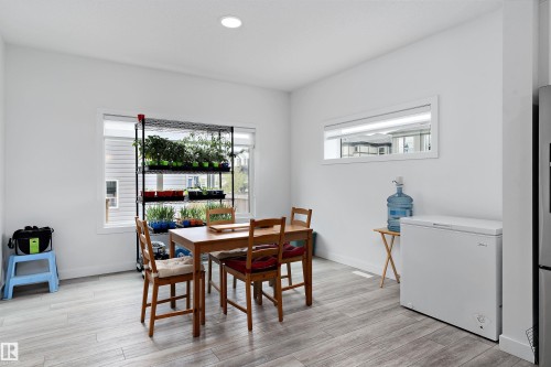 623 Black, Leduc, AB - Indoor Photo Showing Dining Room