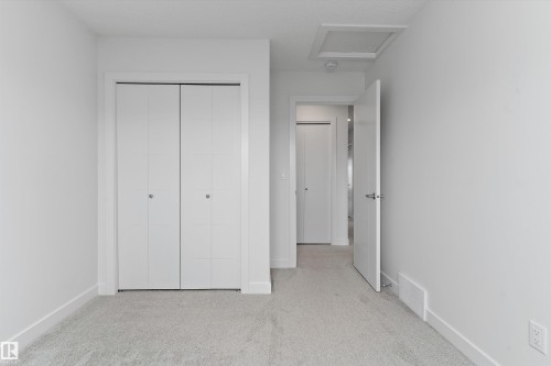 623 Black, Leduc, AB - Indoor Photo Showing Other Room