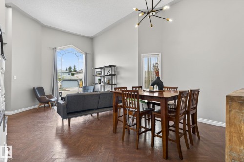 907 115 St Nw, Edmonton, AB 