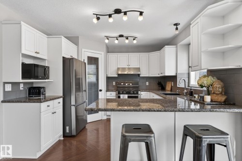 907 115 St Nw, Edmonton, AB 