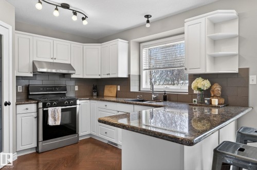 907 115 St Nw, Edmonton, AB 