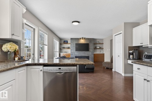 907 115 St Nw, Edmonton, AB 