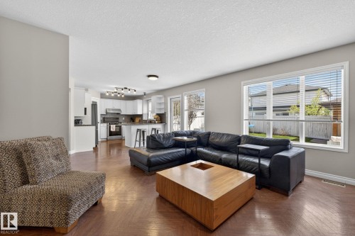 907 115 St Nw, Edmonton, AB 