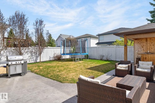 907 115 St Nw, Edmonton, AB 