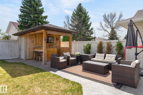 907 115 St Nw, Edmonton, AB 