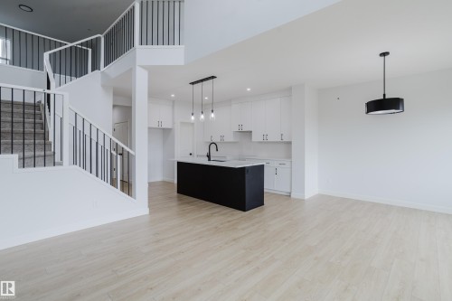 6219 29 Avenue, Edmonton, AB - Indoor