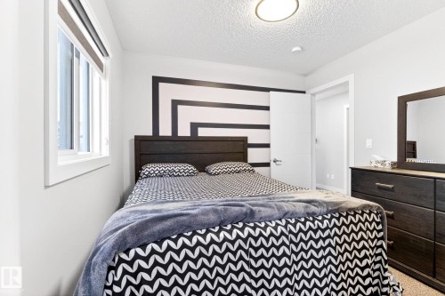 308 42 Avenue, Edmonton, AB - Indoor Photo Showing Bedroom