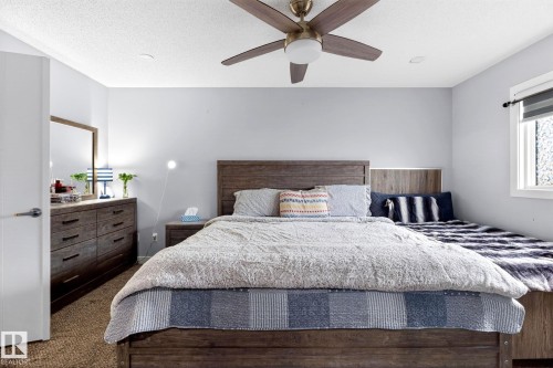 308 42 Avenue, Edmonton, AB - Indoor Photo Showing Bedroom