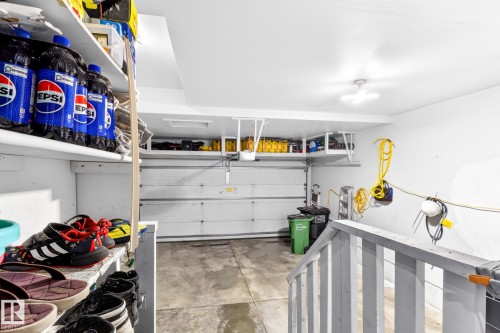 308 42 Avenue, Edmonton, AB - Indoor Photo Showing Garage