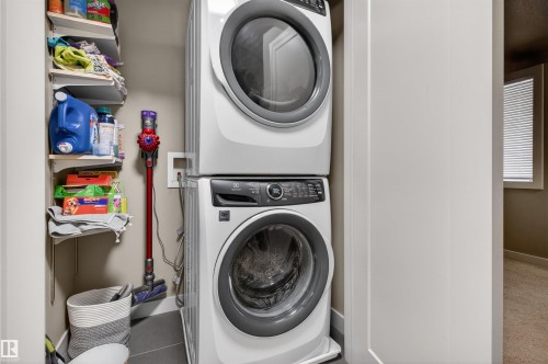 1013 162 Street, Edmonton, AB - Indoor Photo Showing Laundry Room