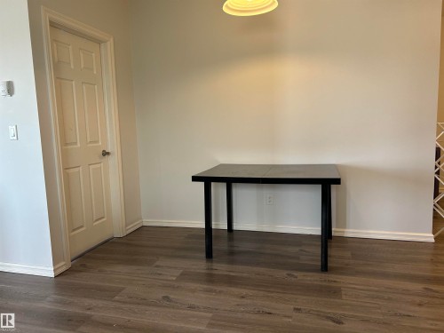 341 263 Macewan Road, Edmonton, AB - Indoor Photo Showing Other Room