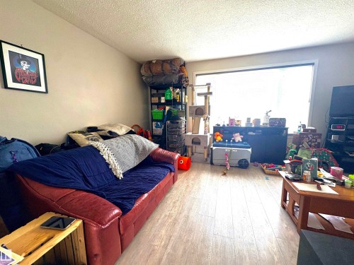 8825 137 Avenue, Edmonton, AB - Indoor