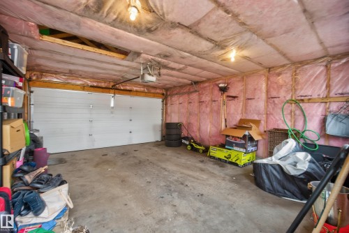 2513 Price Way, Edmonton, AB - Indoor Photo Showing Garage