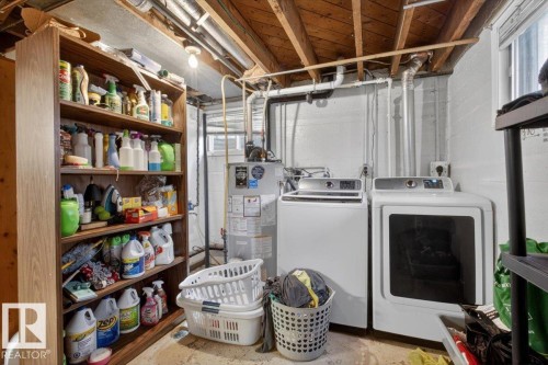 11813 39 Street, Edmonton, AB - Indoor Photo Showing Laundry Room
