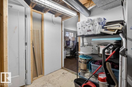 11813 39 Street, Edmonton, AB - Indoor