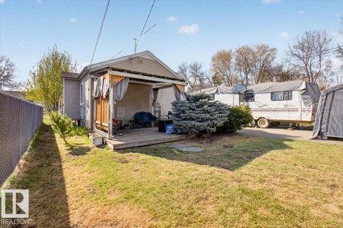 11813 39 Street, Edmonton, AB - Outdoor