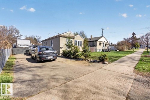 11813 39 Street, Edmonton, AB - Outdoor