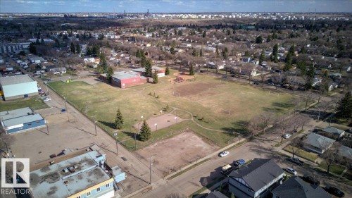 11813 39 Street, Edmonton, AB - Outdoor With View