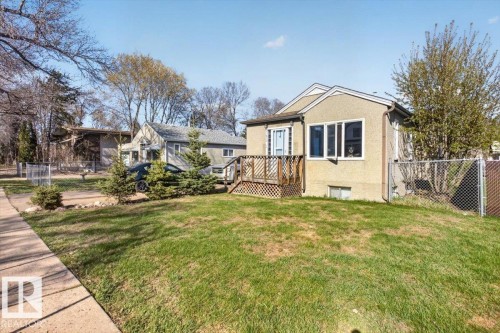 11813 39 Street, Edmonton, AB - Outdoor