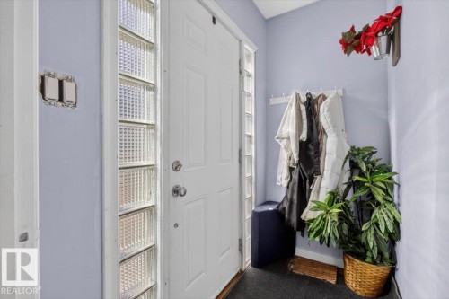 11813 39 Street, Edmonton, AB - Indoor Photo Showing Other Room