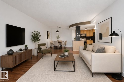 1003 9929 113 Street, Edmonton, AB - Indoor Photo Showing Living Room