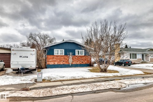 8811 38A Avenue, Edmonton, AB - Outdoor