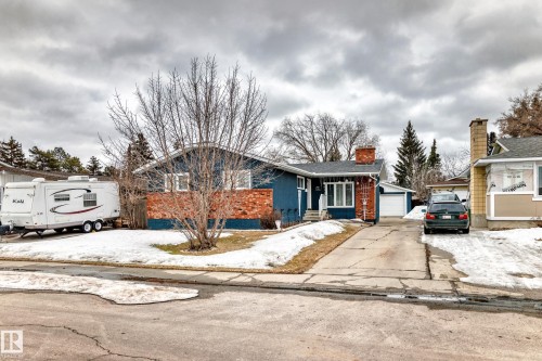 8811 38A Avenue, Edmonton, AB - Outdoor