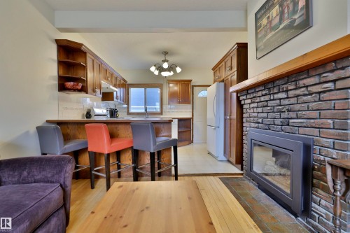 5318 48 Avenue, Wetaskiwin, AB - Indoor With Fireplace