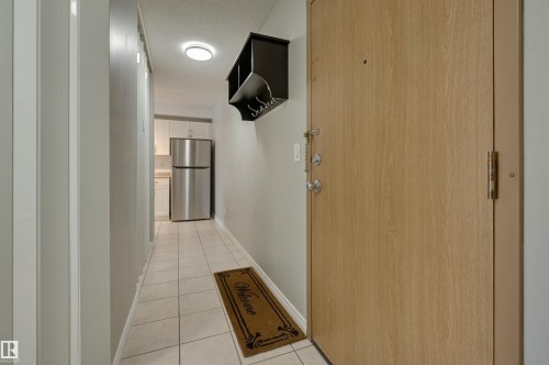 113 10838 108 Street, Edmonton, AB - Indoor