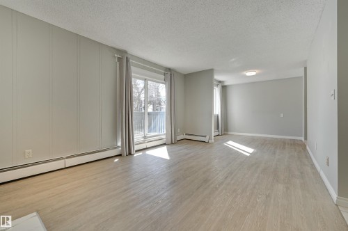 113 10838 108 Street, Edmonton, AB - Indoor Photo Showing Other Room