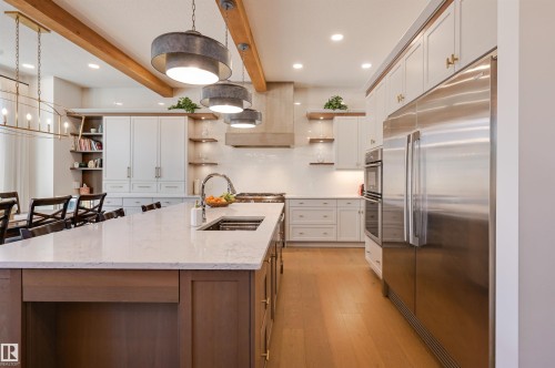 5501 109A Street, Edmonton, AB - Indoor Photo Showing Kitchen With Double Sink With Upgraded Kitchen