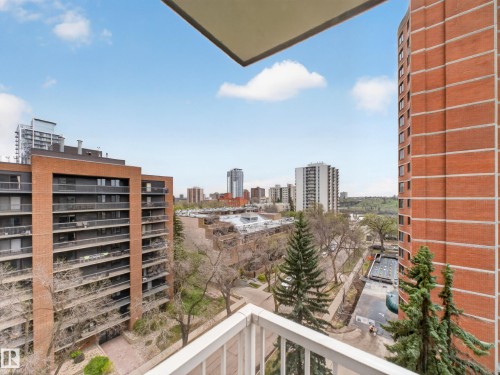 907 9930 113 Street, Edmonton, AB - Outdoor
