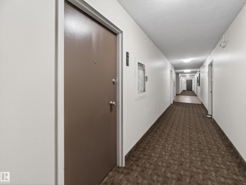 907 9930 113 Street, Edmonton, AB - Indoor Photo Showing Other Room