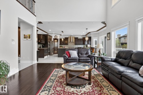 1607 Adamson Close, Edmonton, AB 
