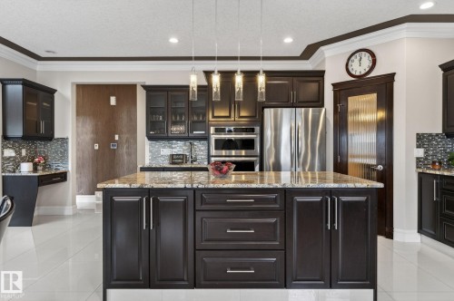 1607 Adamson Close, Edmonton, AB 