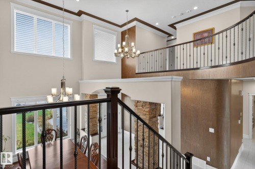 1607 Adamson Close, Edmonton, AB 