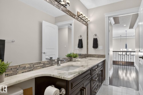 1607 Adamson Close, Edmonton, AB 